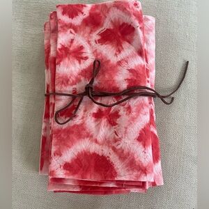 Red tie dye napkins